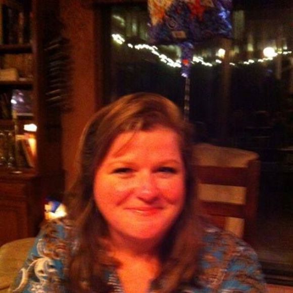 Meet your Posher, Carol - Picture 1 of 1